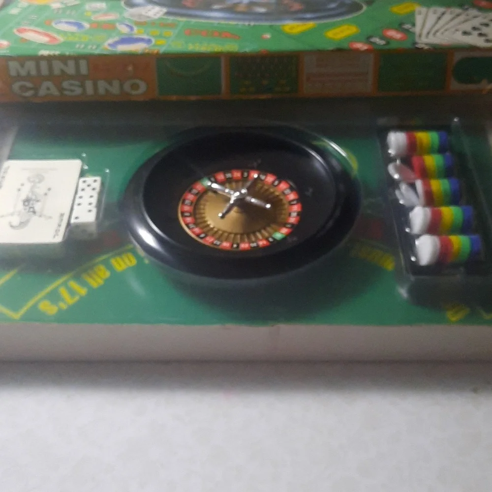 Vintage Mini Casino dice and card games
